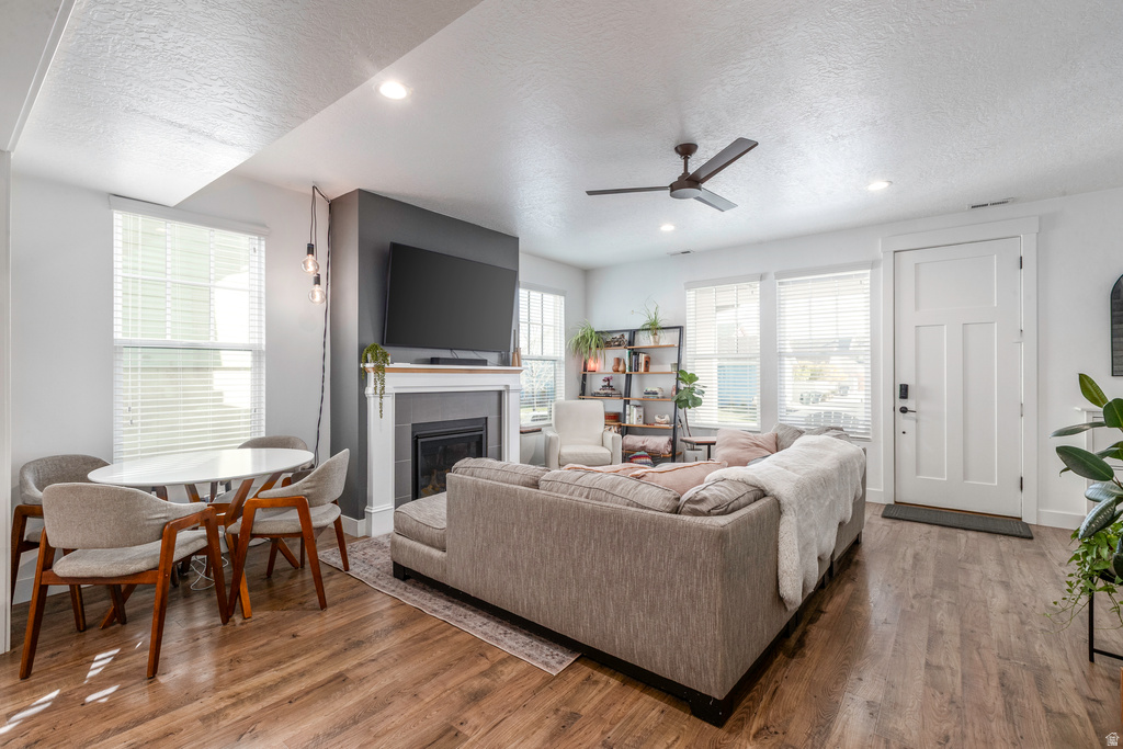 10566 S OQUIRRH LAKE RD South Jordan, UT 84009