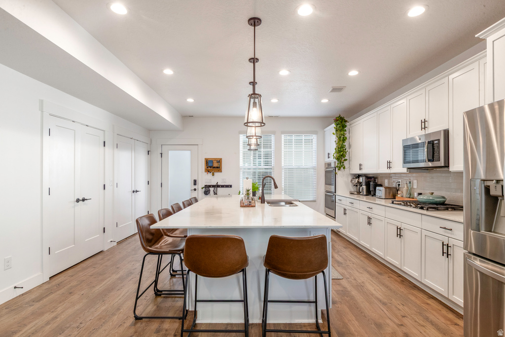 10566 S OQUIRRH LAKE RD South Jordan, UT 84009