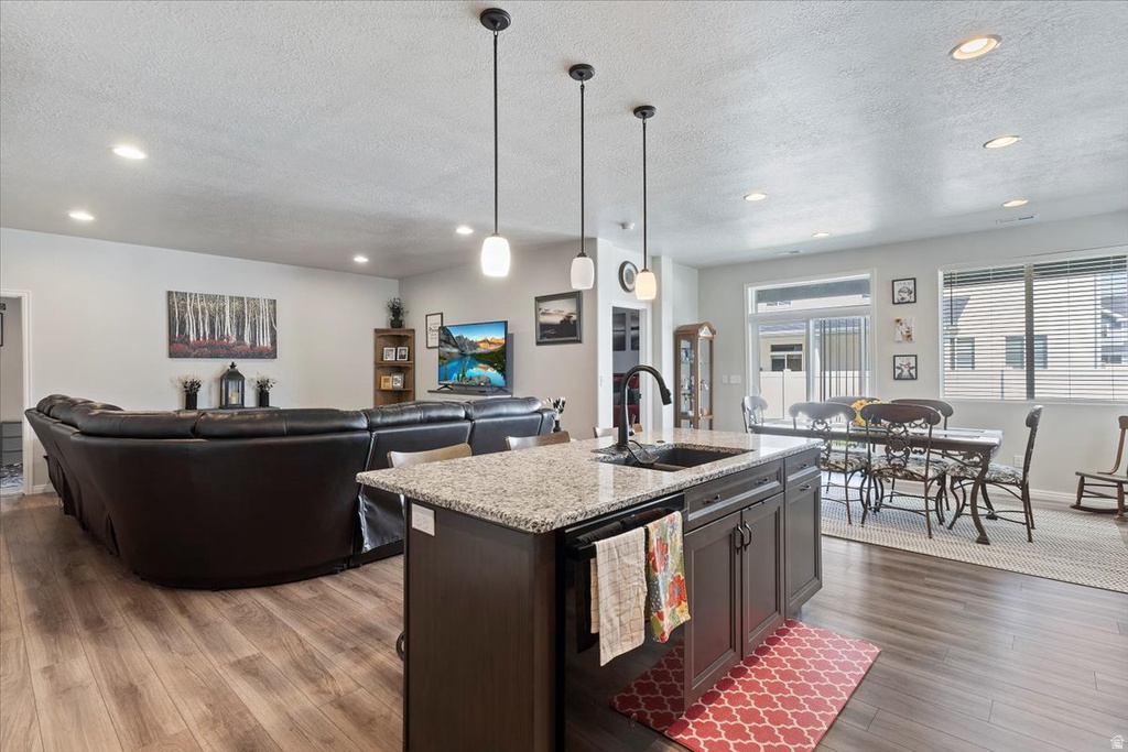 3253 S LINCOLN LN Syracuse, UT 84075