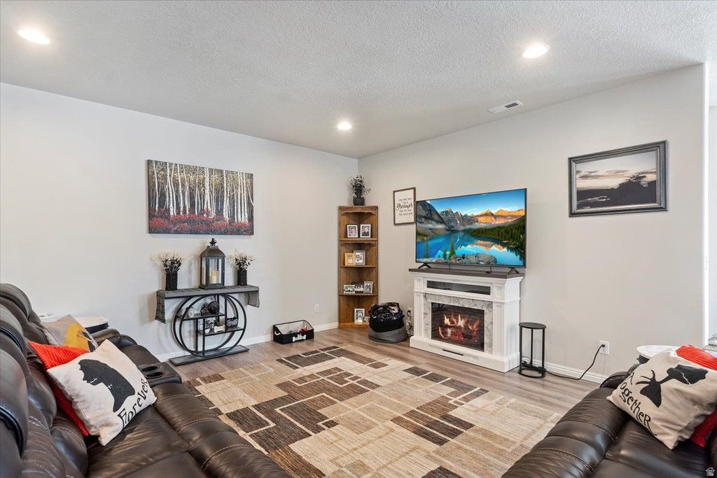 3253 S LINCOLN LN Syracuse, UT 84075