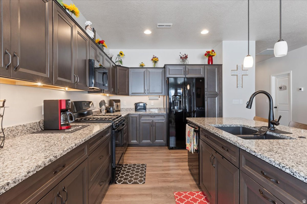 3253 S LINCOLN LN Syracuse, UT 84075