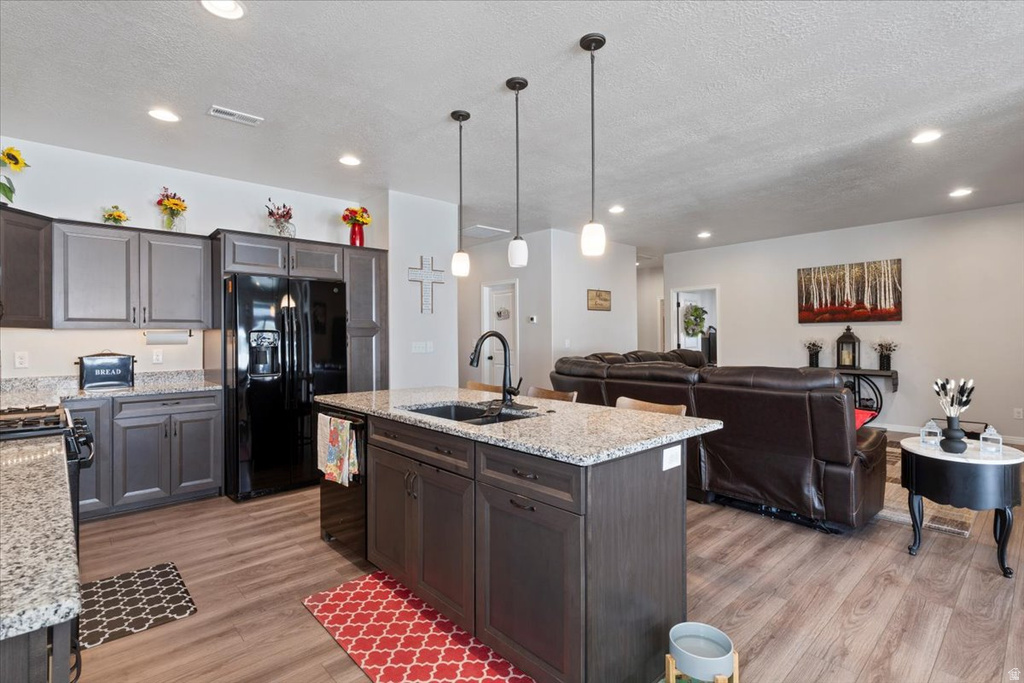 3253 S LINCOLN LN Syracuse, UT 84075