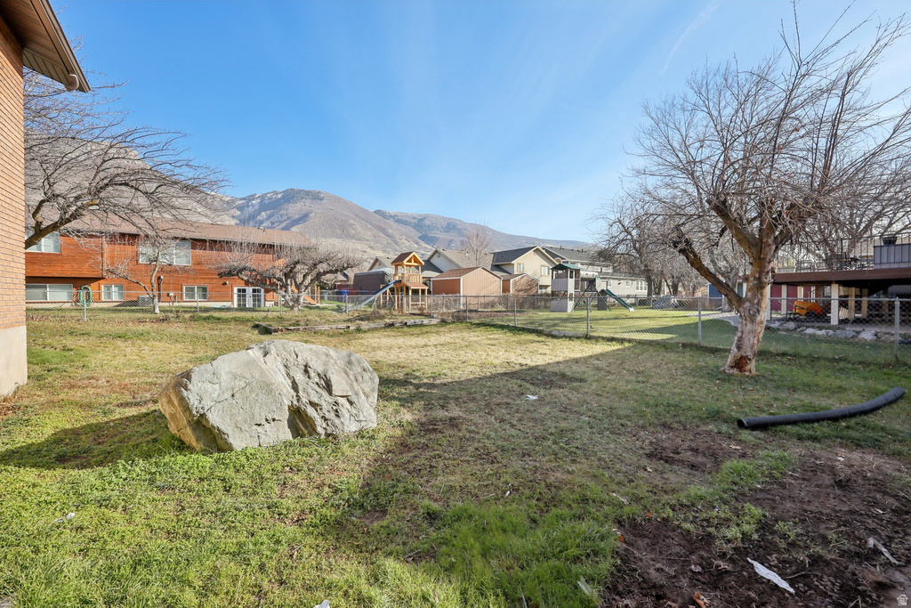 213 S 75 W Farmington, UT 84025