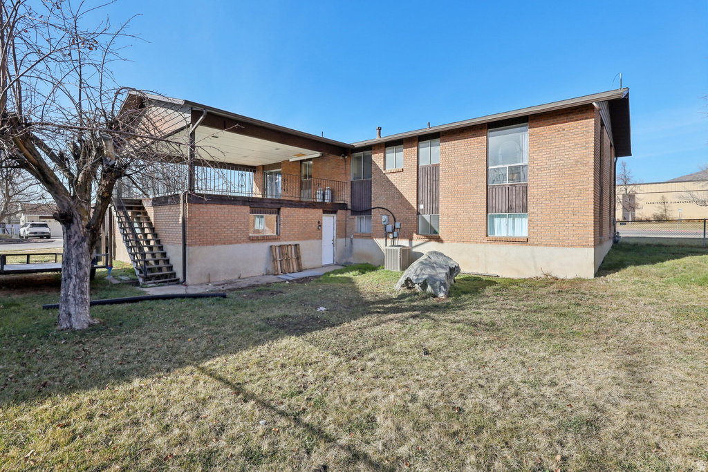 213 S 75 W Farmington, UT 84025