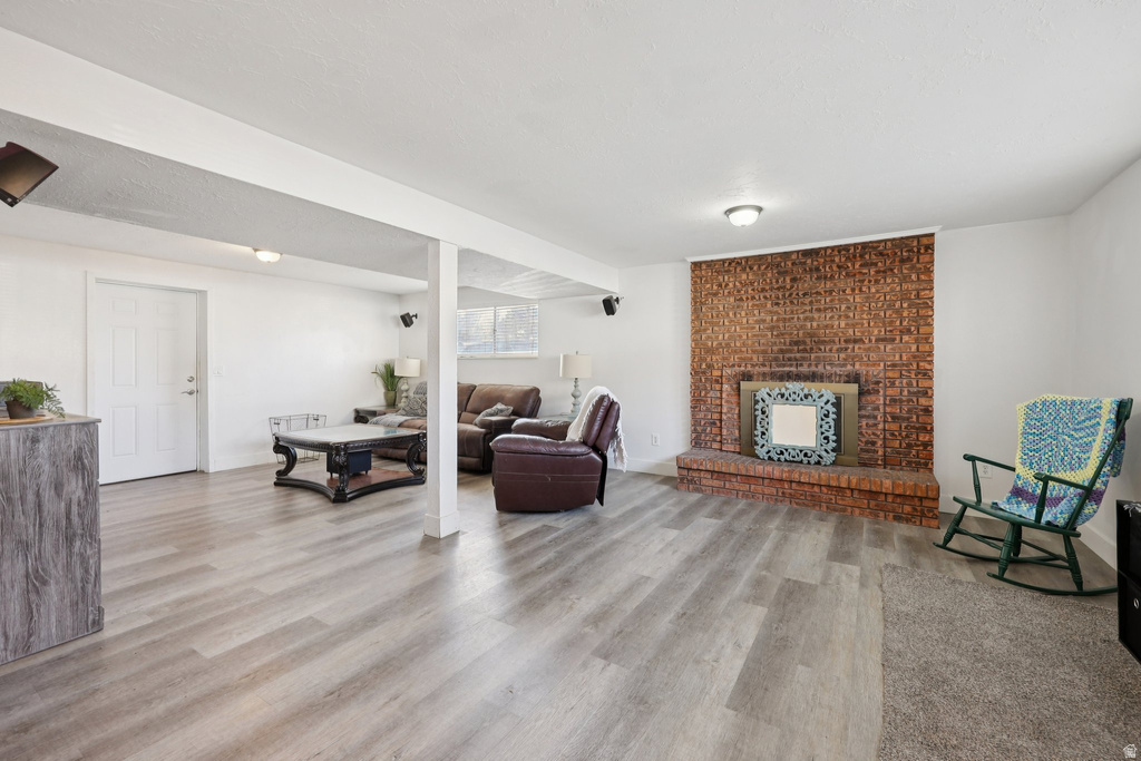 213 S 75 W Farmington, UT 84025