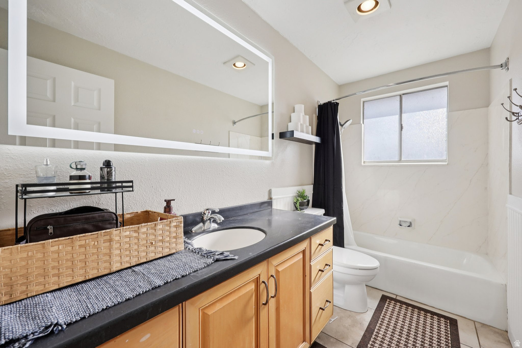 213 S 75 W Farmington, UT 84025