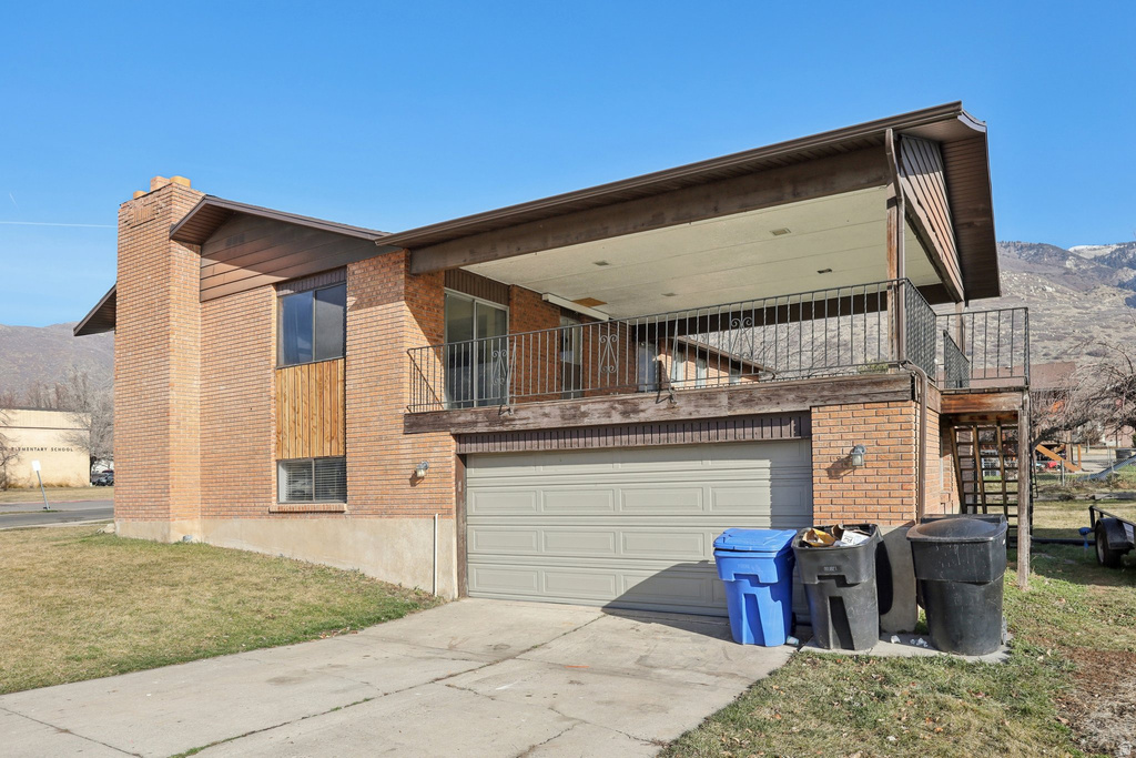 213 S 75 W Farmington, UT 84025