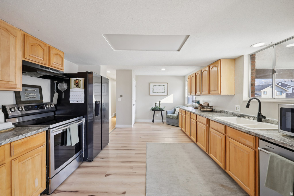 213 S 75 W Farmington, UT 84025