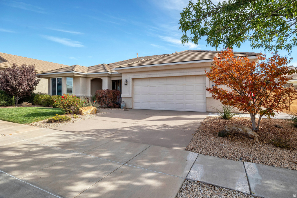 4593 S FLAMING ARCH DR St George, UT 84790