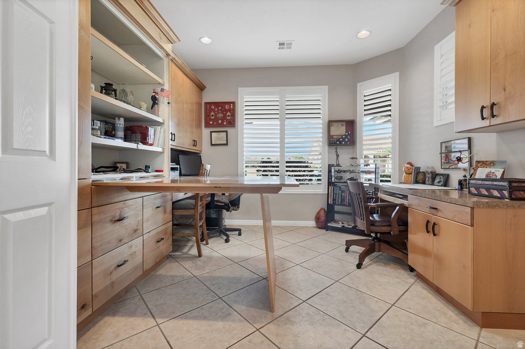 4593 S FLAMING ARCH DR St George, UT 84790