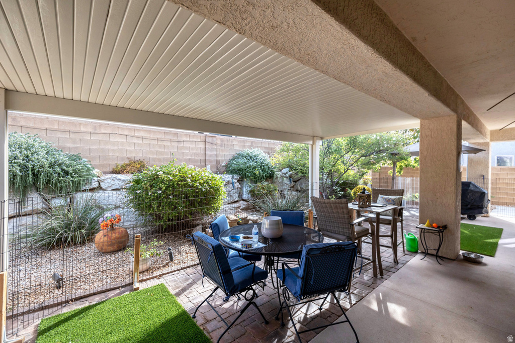 4593 S FLAMING ARCH DR St George, UT 84790