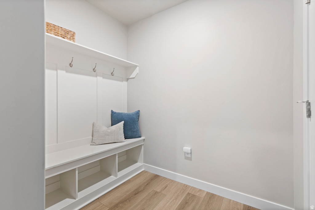 3059 N 2825 W Plain City, UT 84404