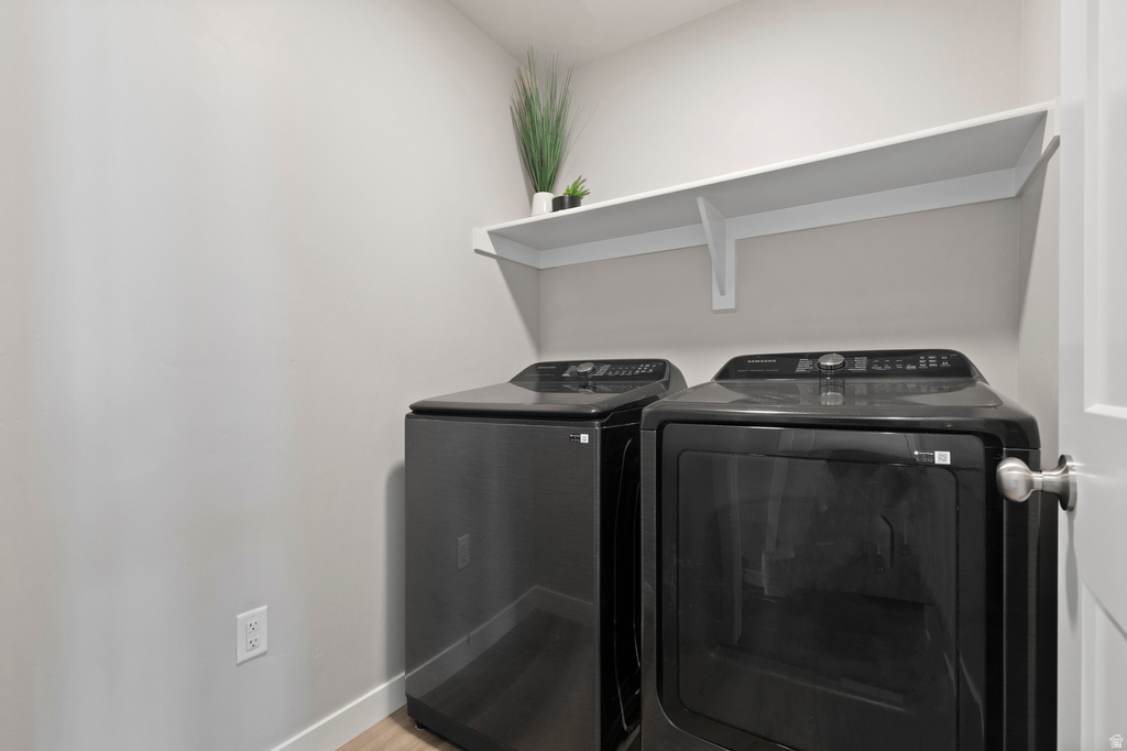 3059 N 2825 W Plain City, UT 84404