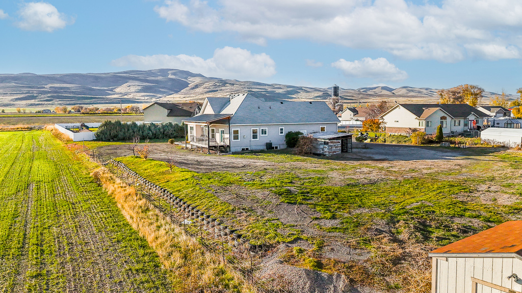 14296 N 5350 W Garland, UT 84312