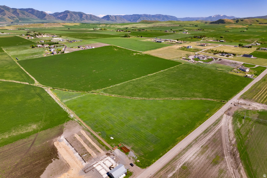 6400 S 2633 W Wellsville, UT 84339