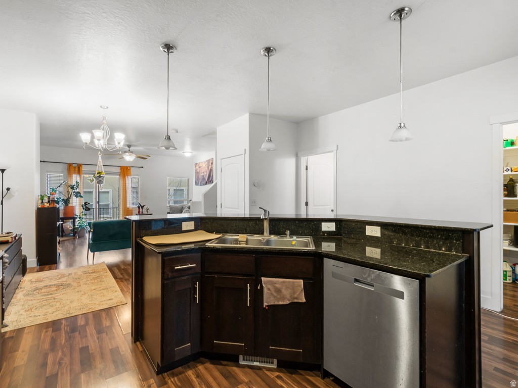 128 W PARRAMATTA LN Salt Lake City, UT 84115