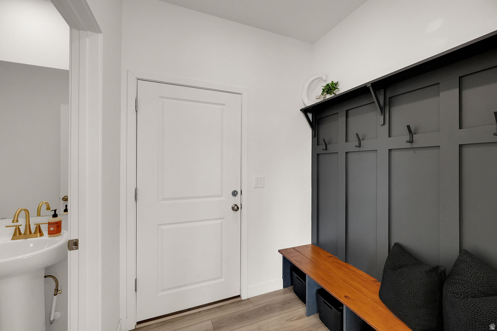 57 E PORTICO LN Saratoga Springs, UT 84045