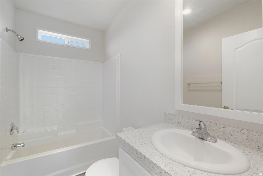 84 N 100 W Richmond, UT 84333