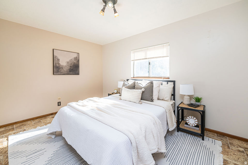 1023 E 950 N Ogden, UT 84404