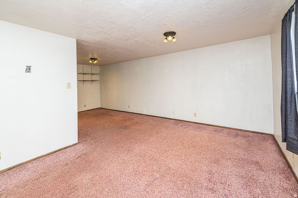 1023 E 950 N Ogden, UT 84404