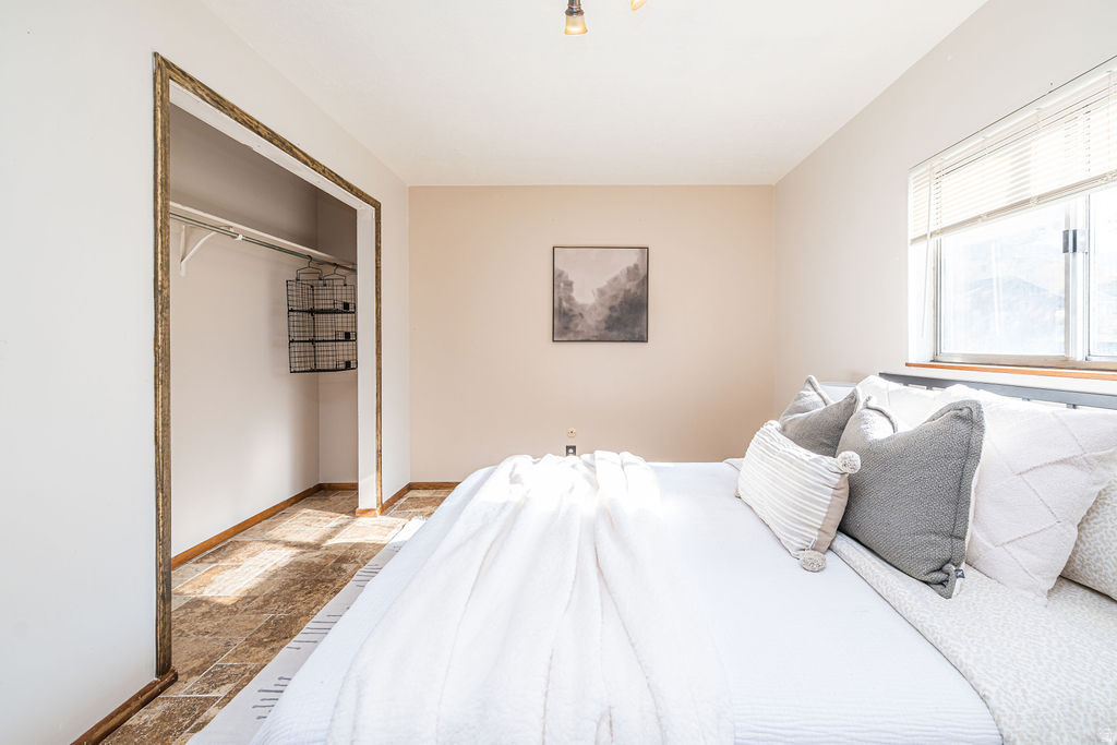 1023 E 950 N Ogden, UT 84404