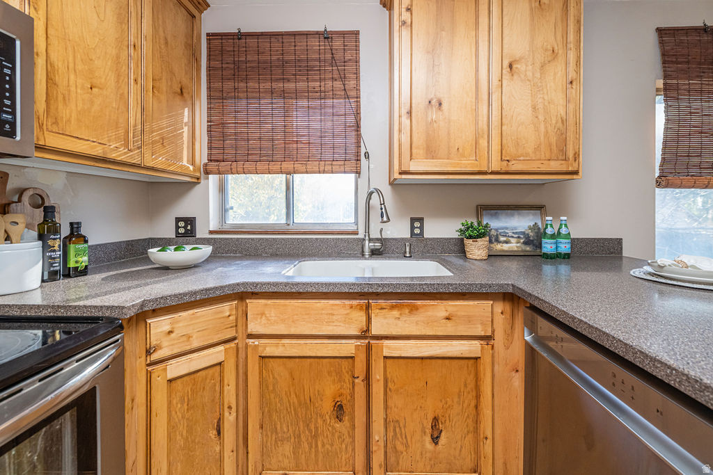 1023 E 950 N Ogden, UT 84404