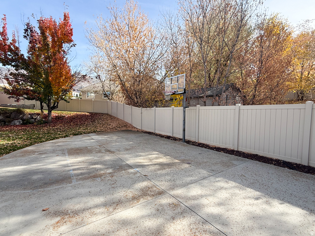 1459 E 5600 S South Ogden, UT 84403