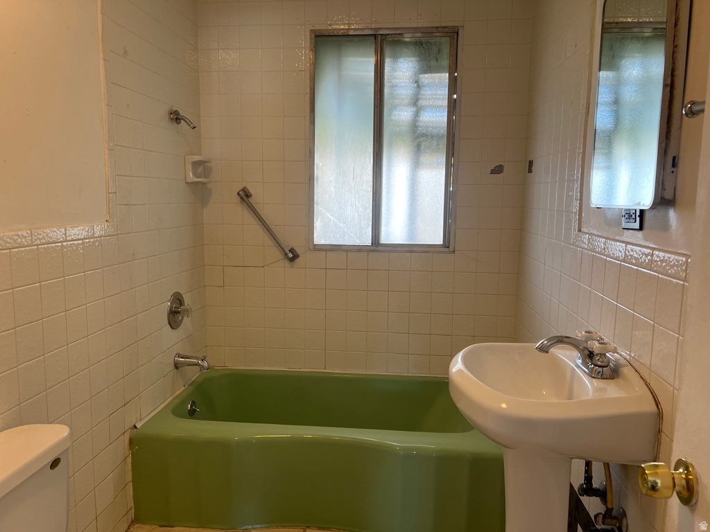 122 E 400 N Tooele, UT 84074