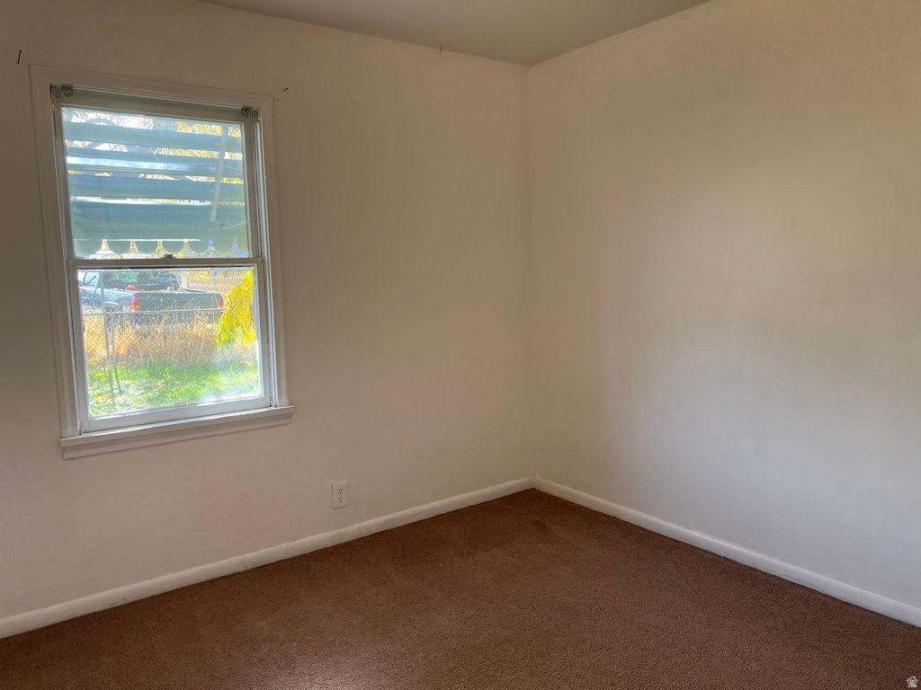 122 E 400 N Tooele, UT 84074