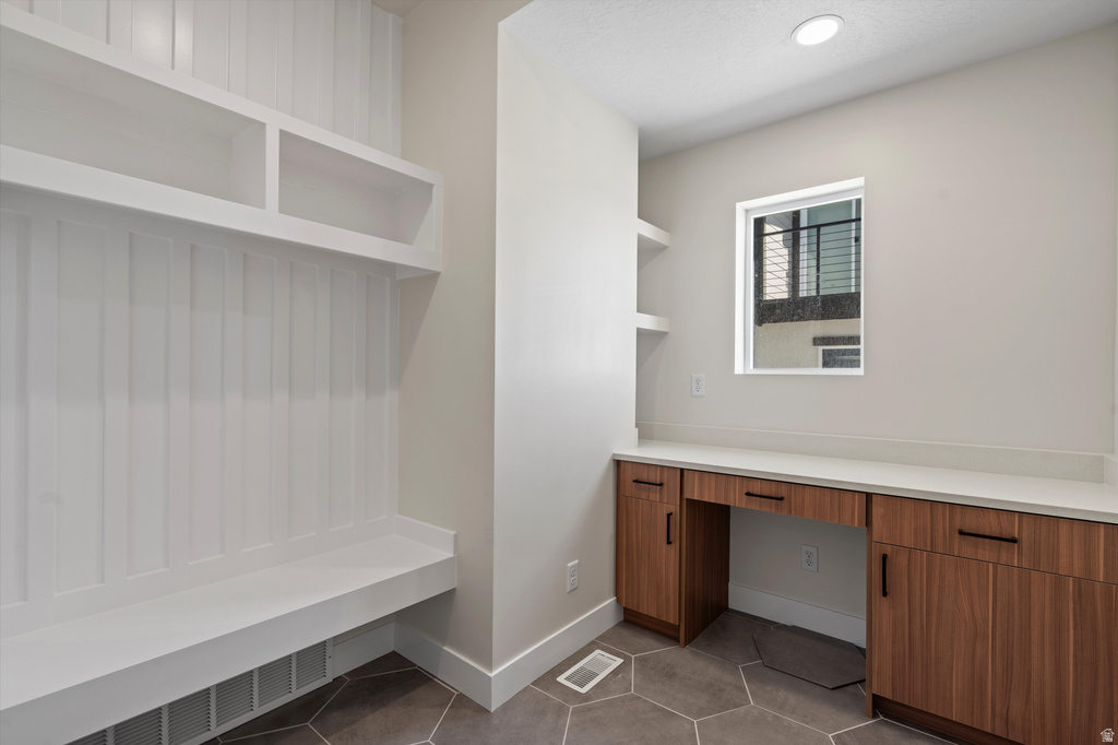 1570 E MADDIES CV Ogden, UT 84404