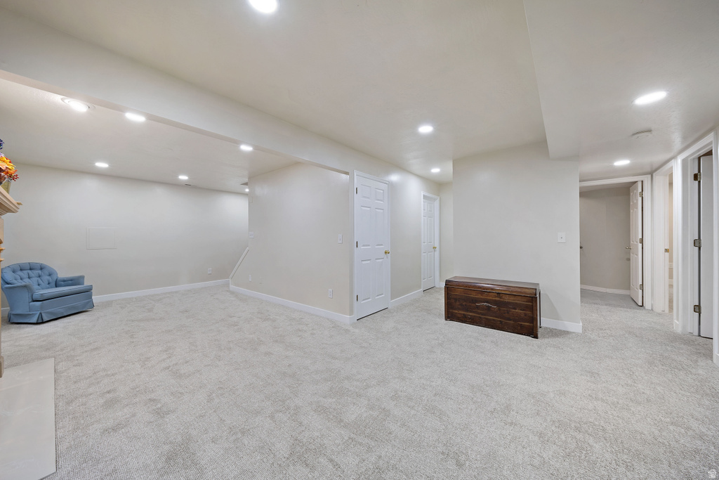 7083 VILLAGE PL Midvale, UT 84047