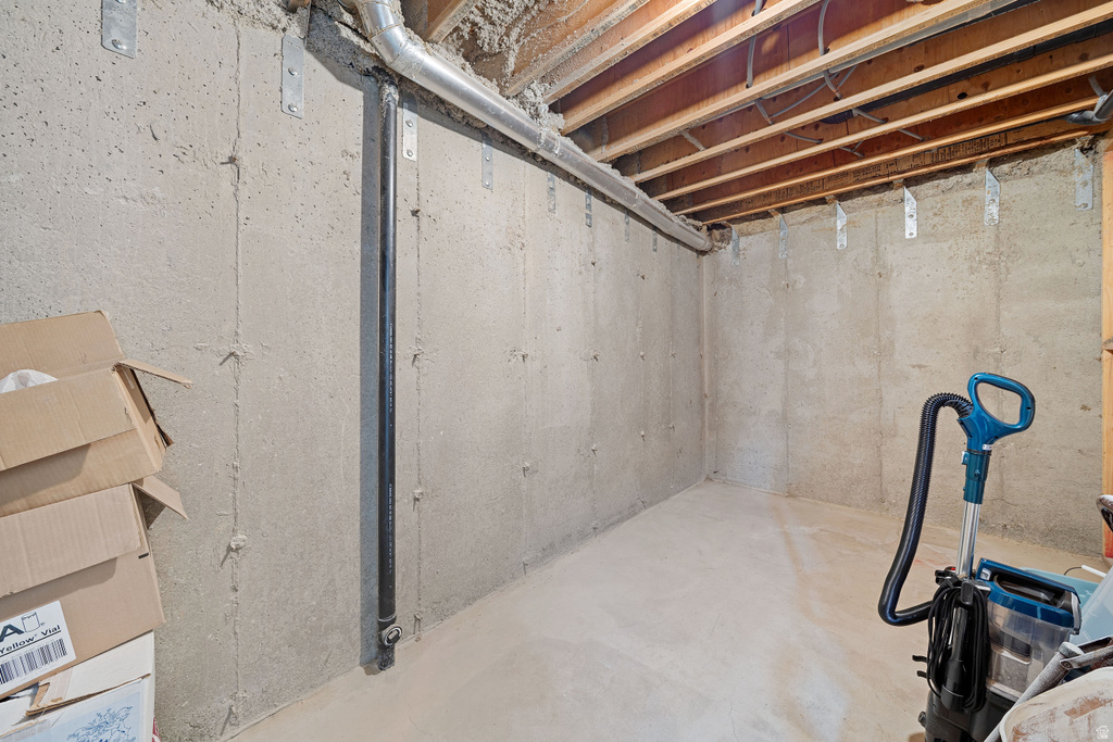 7083 VILLAGE PL Midvale, UT 84047