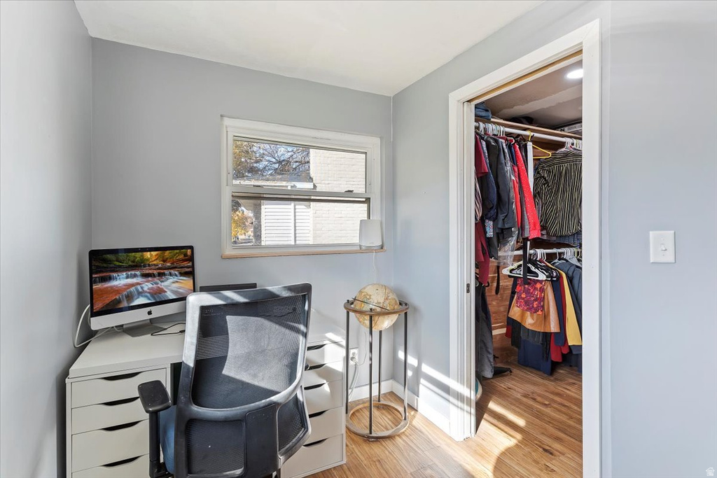 566 E 3050 N North Ogden, UT 84414