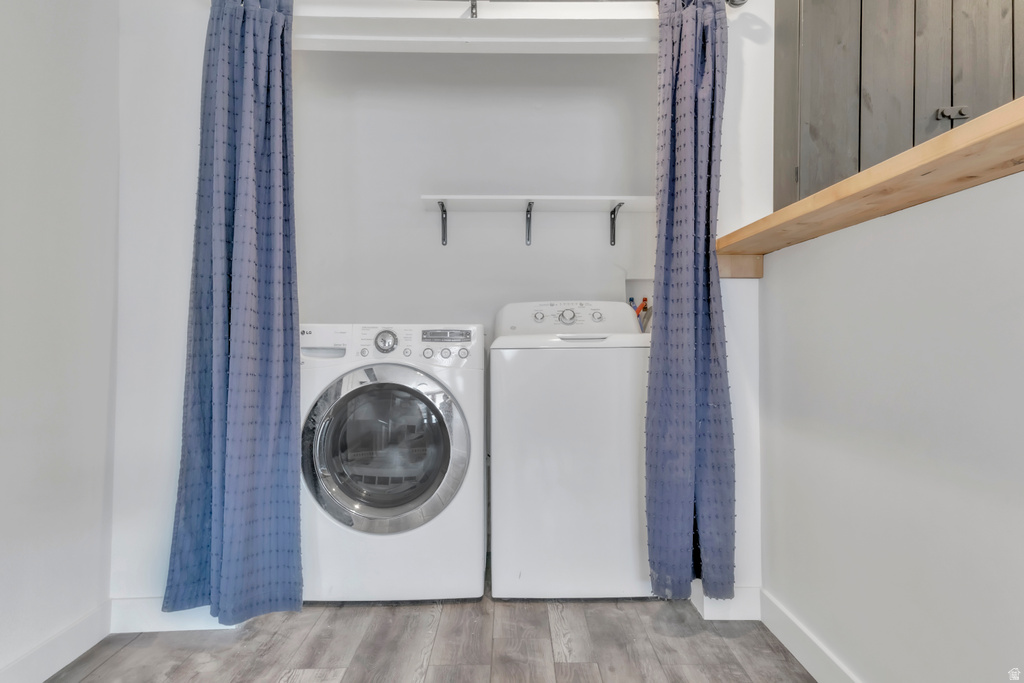 10109 S PEONY WAY Sandy, UT 84094