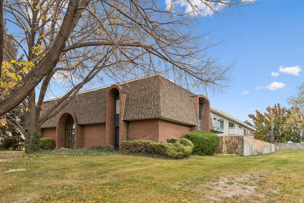 24 W LESTER AVE #C11 Murray, UT 84107