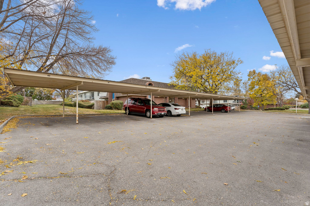 24 W LESTER AVE #C11 Murray, UT 84107