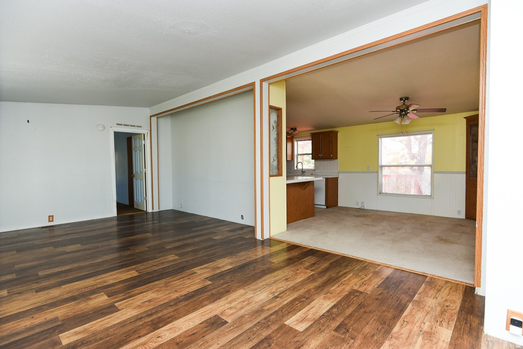 583 N BROADWAY ST Tooele, UT 84074