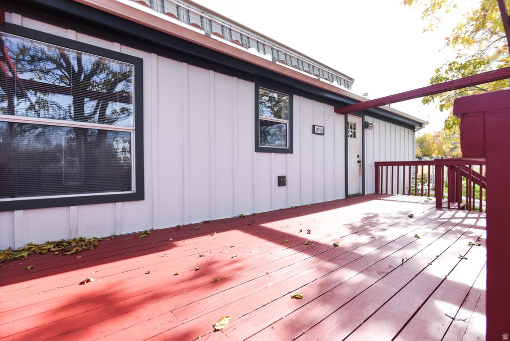 583 N BROADWAY ST Tooele, UT 84074