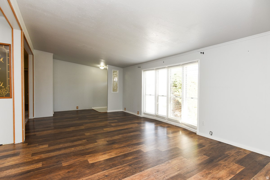 583 N BROADWAY ST Tooele, UT 84074