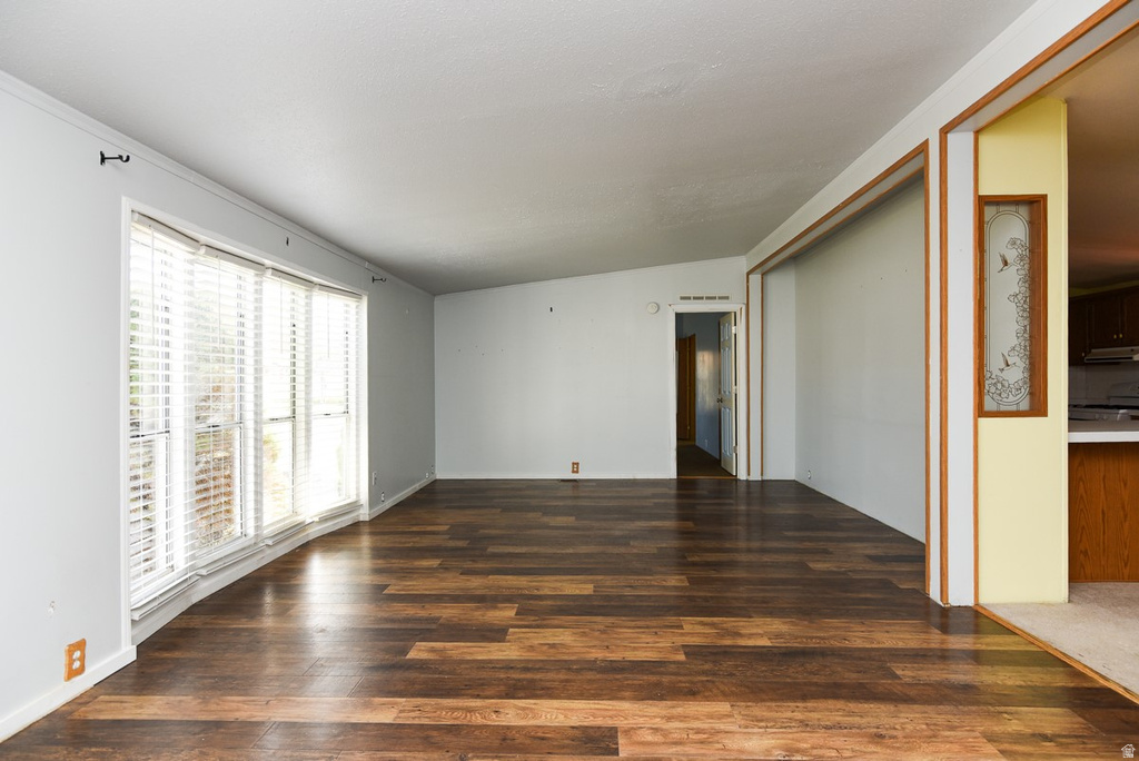 583 N BROADWAY ST Tooele, UT 84074