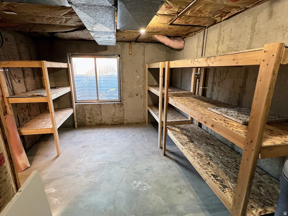 3760 S 4745 W West Valley City, UT 84120