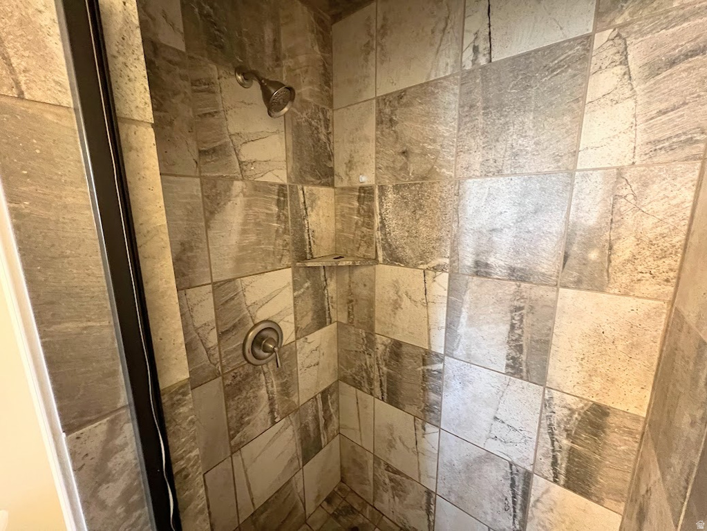 3760 S 4745 W West Valley City, UT 84120