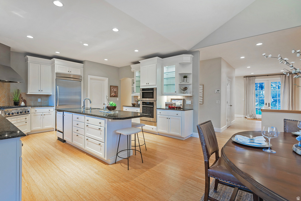 302 SUMMERMEADOW CIR Bountiful, UT 84010