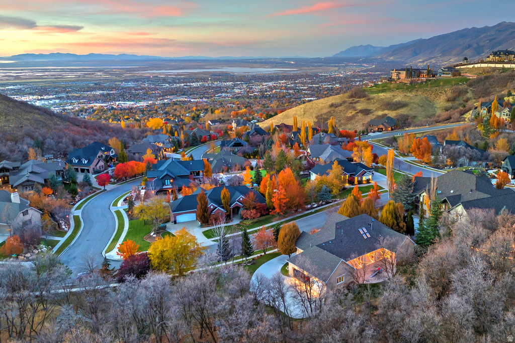 302 SUMMERMEADOW CIR Bountiful, UT 84010