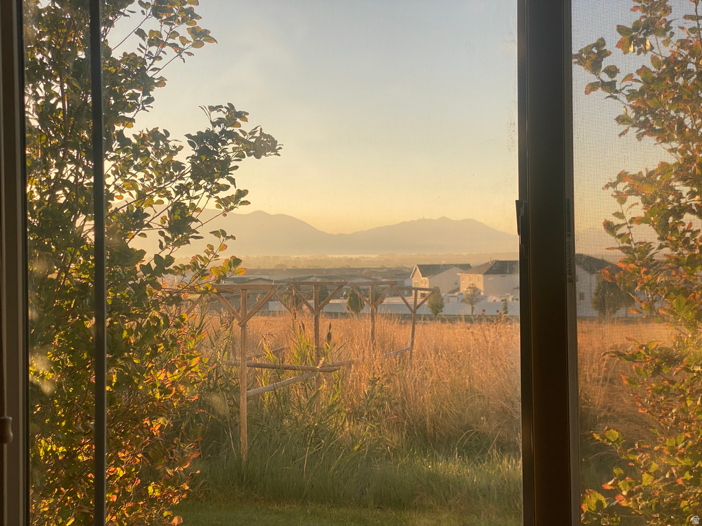 169 W RIDGE RD Saratoga Springs, UT 84045