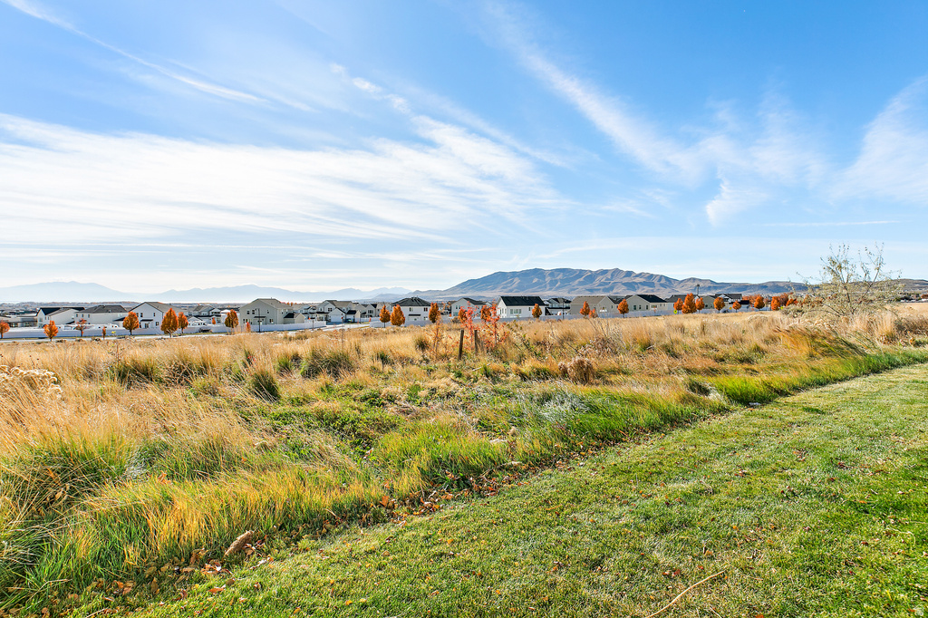 169 W RIDGE RD Saratoga Springs, UT 84045