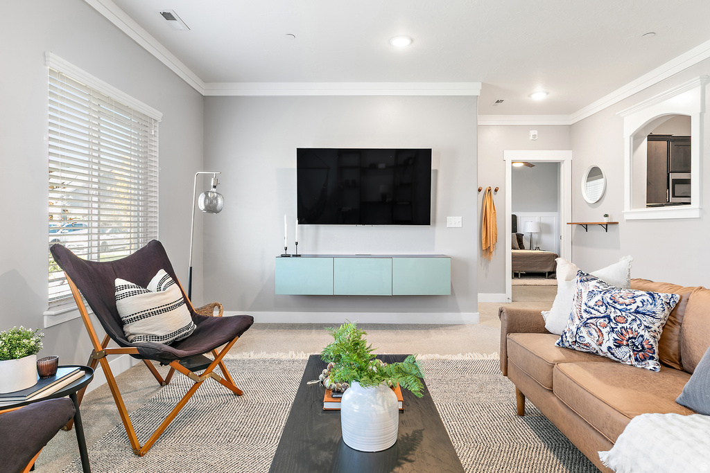 169 W RIDGE RD Saratoga Springs, UT 84045