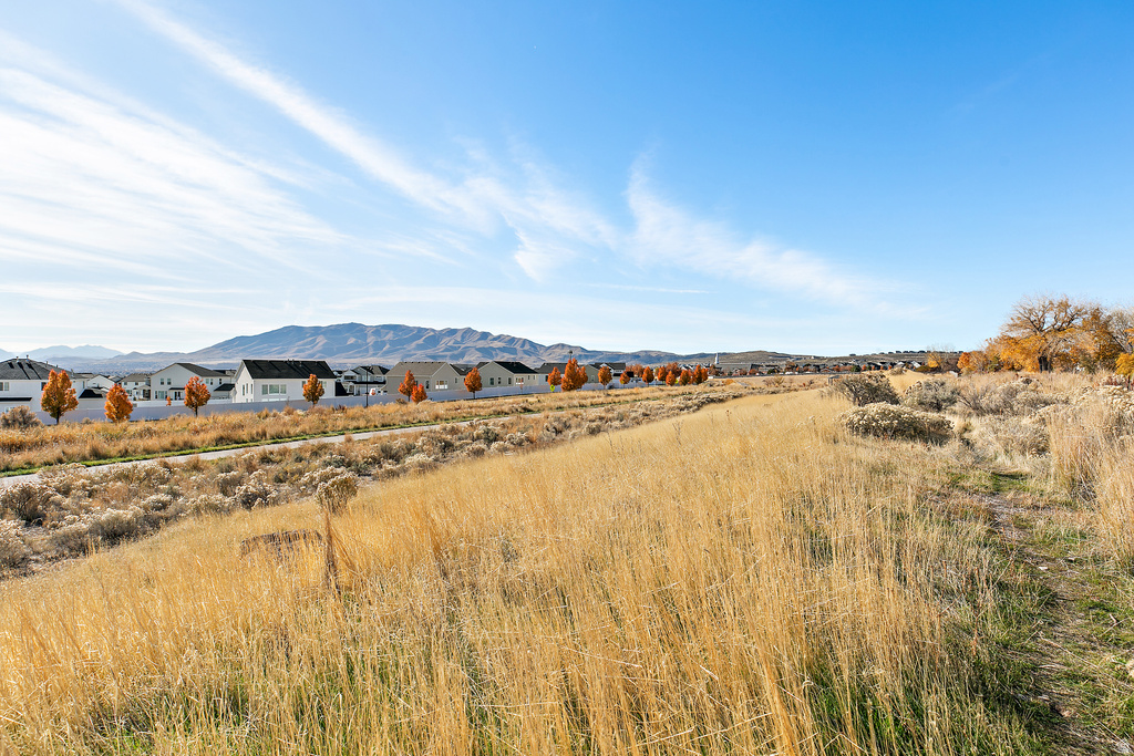 169 W RIDGE RD Saratoga Springs, UT 84045