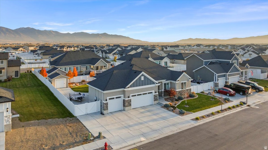 889 W SAGEWOOD DR Stansbury Park, UT 84074