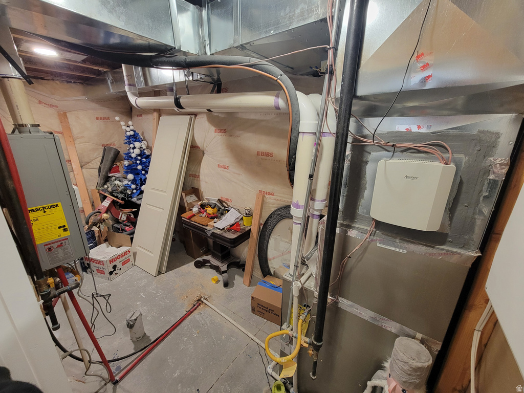 1592 W ANDOVER RD South Jordan, UT 84095